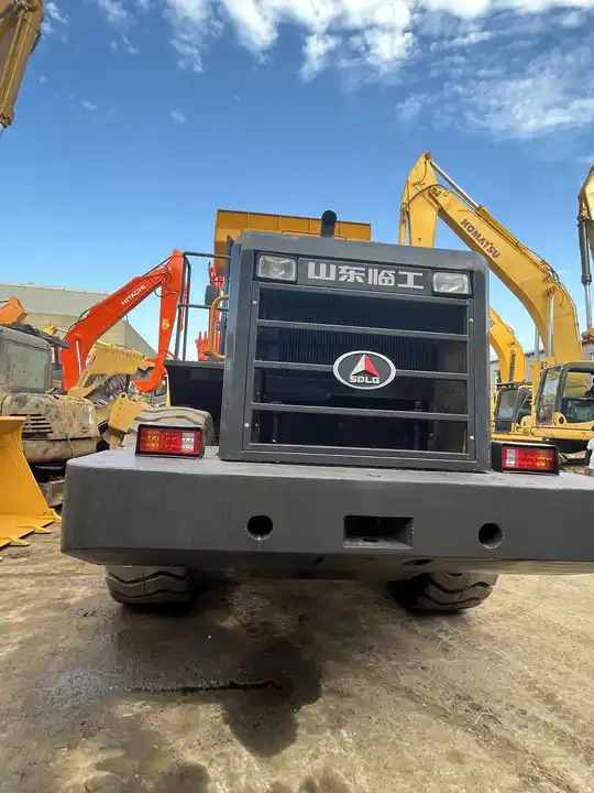 Good Condition SDLG Wheel Loader Used SDLG 956 Loader with good condition and powerful capacity at Cheap Price For Sale - Cargadora de ruedas: foto 3 Good Condition SDLG Wheel Loader Used SDLG 956 Loader with good condition and powerful capacity at Cheap Price For Sale - Cargadora de ruedas: foto 3
