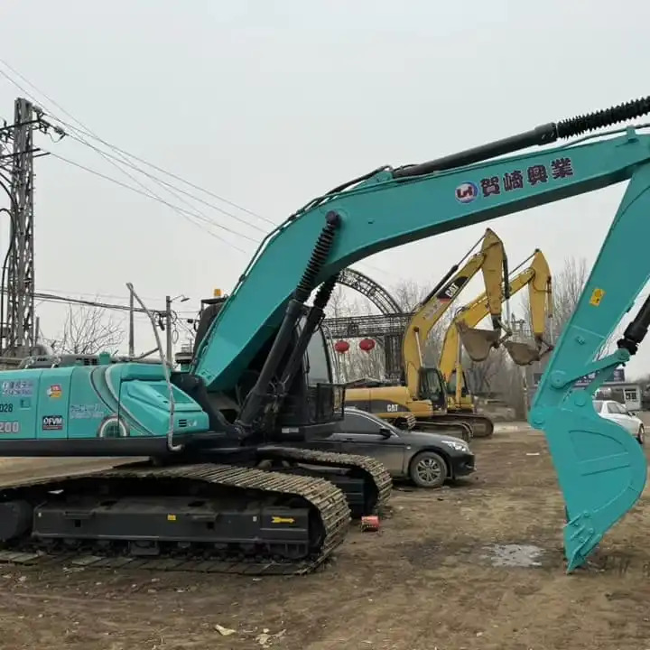 Large Second-Hand Excavators Kobelco Sk200 SK210 20ton with EPA and CE on Sale in Japan - Excavadora: foto 1 Large Second-Hand Excavators Kobelco Sk200 SK210 20ton with EPA and CE on Sale in Japan - Excavadora: foto 1