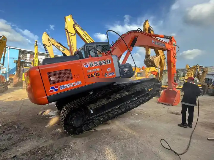New Arrival second hand ZX200-3G Hitachi 20 Ton Crawler Excavator Used japan Hitachi zx200 excavator For Sale - Excavadora de cadenas: foto 3 New Arrival second hand ZX200-3G Hitachi 20 Ton Crawler Excavator Used japan Hitachi zx200 excavator For Sale - Excavadora de cadenas: foto 3
