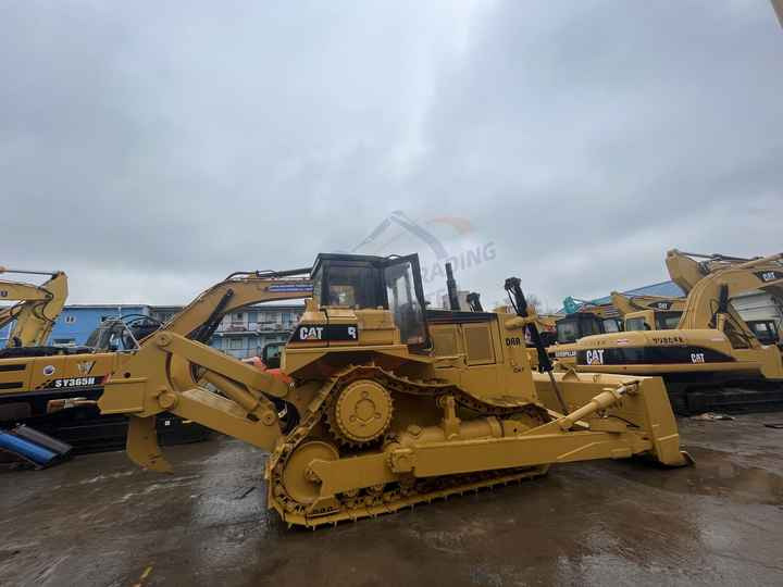 Original Japan Imported Caterpillar D8R Bulldozer Japan Original Cat D7G D7R D8R D9n D8r Used Bulldozers - Bulldozer: foto 2 Original Japan Imported Caterpillar D8R Bulldozer Japan Original Cat D7G D7R D8R D9n D8r Used Bulldozers - Bulldozer: foto 2
