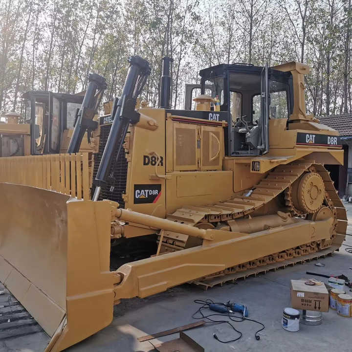 Original Japan Imported Caterpillar D8R Bulldozer Japan Original Cat D7G D7R D8R D9n D8r Used Bulldozers - Bulldozer: foto 1 Original Japan Imported Caterpillar D8R Bulldozer Japan Original Cat D7G D7R D8R D9n D8r Used Bulldozers - Bulldozer: foto 1