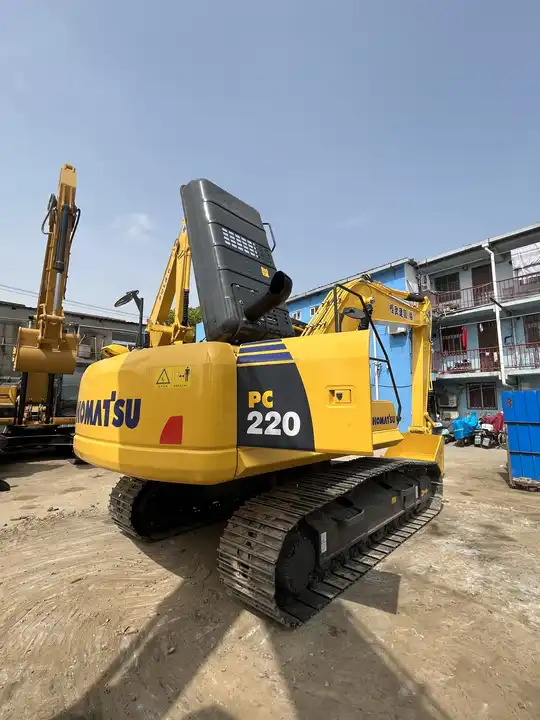 Original Japan Komatsu PC220 used excavator for sale/second hand komatsu excavator PC200-8 PC220-8 - Excavadora de cadenas: foto 3 Original Japan Komatsu PC220 used excavator for sale/second hand komatsu excavator PC200-8 PC220-8 - Excavadora de cadenas: foto 3