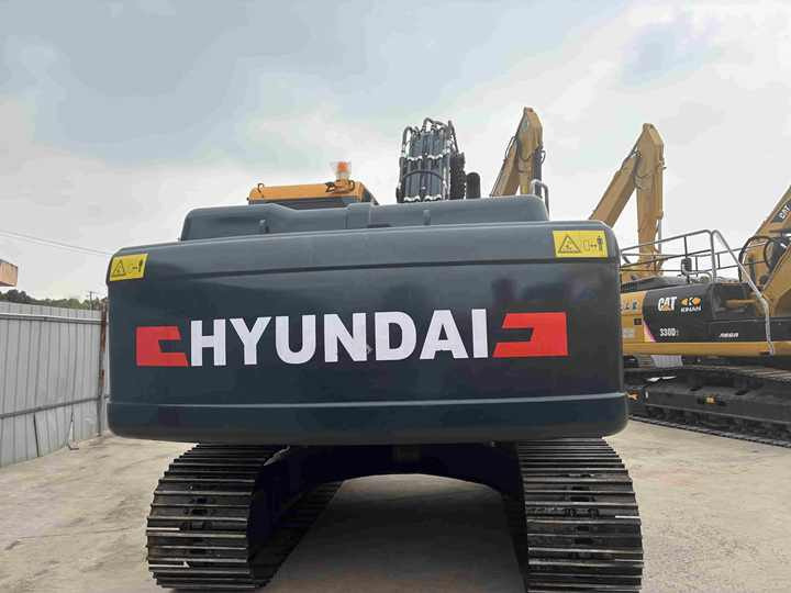 Original Used Made in Korea 22ton Hyundai 220lc-9s 225lc-9t Excavator for Sale in Good Condition and Low Working Time - Excavadora: foto 5 Original Used Made in Korea 22ton Hyundai 220lc-9s 225lc-9t Excavator for Sale in Good Condition and Low Working Time - Excavadora: foto 5