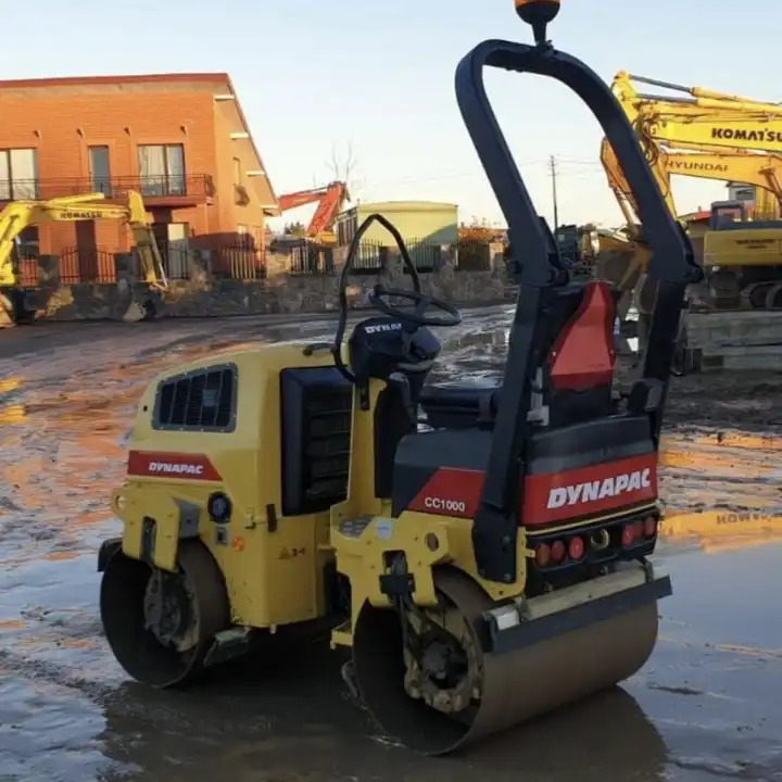 Small Compactor Dynapac Cc211, Cc1000 Mini Road Roller for Sale - Apisonadora de asfalto: foto 5 Small Compactor Dynapac Cc211, Cc1000 Mini Road Roller for Sale - Apisonadora de asfalto: foto 5