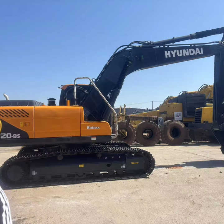 Used Good Quality Excavator Korea Hyundai 225LC-9T 225Lc-7 220LC-9S 150Lc-7 Good Quality for Sale at Low Price - Excavadora: foto 1 Used Good Quality Excavator Korea Hyundai 225LC-9T 225Lc-7 220LC-9S 150Lc-7 Good Quality for Sale at Low Price - Excavadora: foto 1