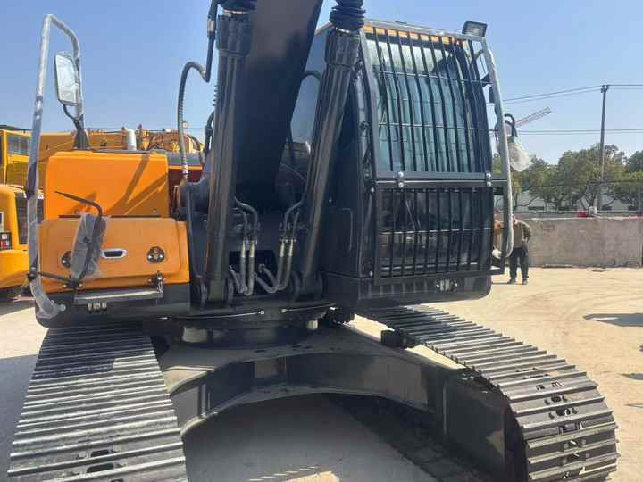 Used Good Quality Excavator Korea Hyundai 225LC-9T 225Lc-7 220LC-9S 150Lc-7 Good Quality for Sale at Low Price - Excavadora: foto 3 Used Good Quality Excavator Korea Hyundai 225LC-9T 225Lc-7 220LC-9S 150Lc-7 Good Quality for Sale at Low Price - Excavadora: foto 3