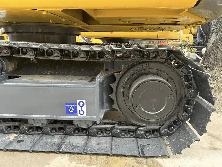 Used Komatsu PC 60-7 with Good Condition in Shanghai - Excavadora: foto 5 Used Komatsu PC 60-7 with Good Condition in Shanghai - Excavadora: foto 5