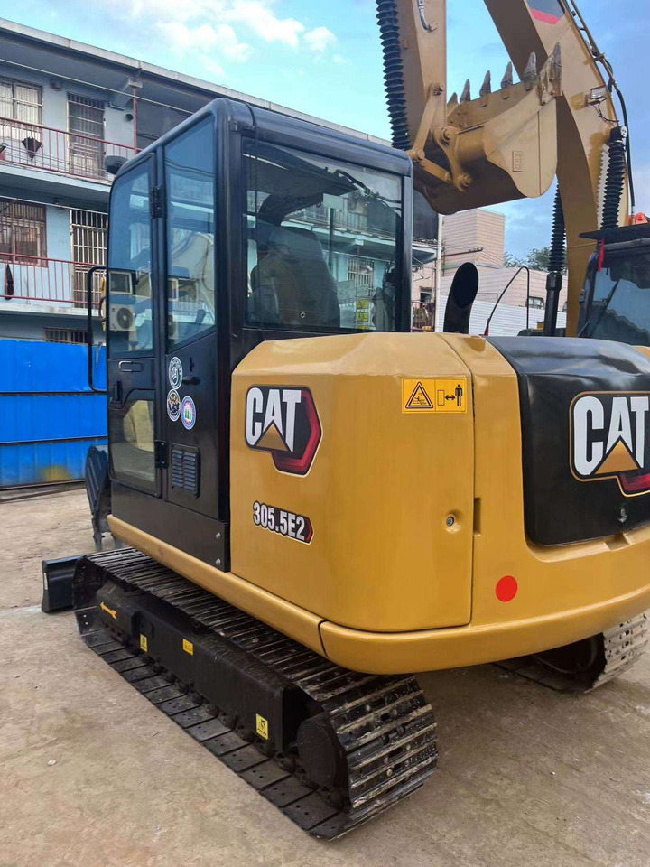 Used construction machine 305.5E2 CAT excavator mini 5 tons excavator in good condition on sale - Excavadora de cadenas: foto 4 Used construction machine 305.5E2 CAT excavator mini 5 tons excavator in good condition on sale - Excavadora de cadenas: foto 4