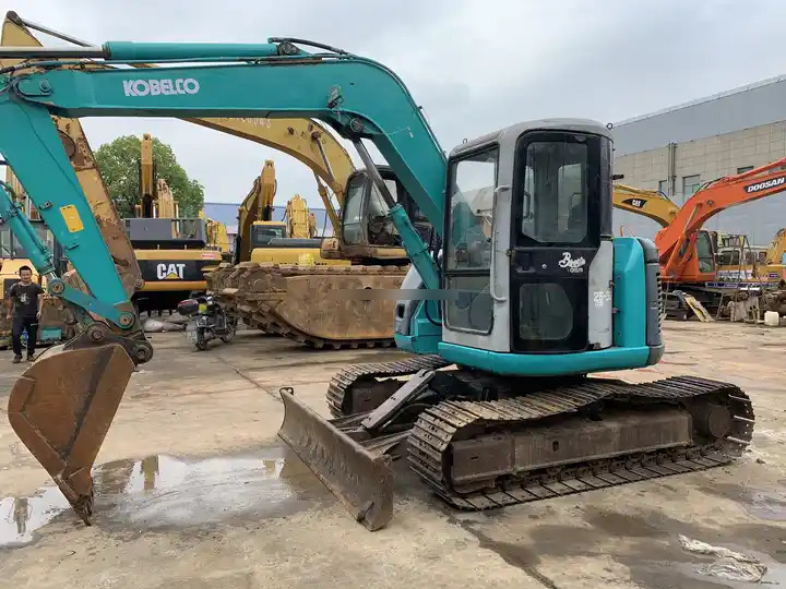 Used hydraulic Crawler Excavator Excavator Machine 7 Ton Kobelco SK75 Excavator good construction machinery for sale - Miniexcavadora: foto 2 Used hydraulic Crawler Excavator Excavator Machine 7 Ton Kobelco SK75 Excavator good construction machinery for sale - Miniexcavadora: foto 2