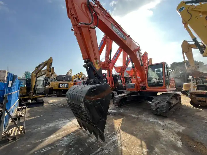 New arrival Used Machinery Doosan300 dx300lc Hydraulic Crawler Backhoe Digger 30ton Used Excavator Doosan DX300LC - Excavadora de cadenas: foto 5 New arrival Used Machinery Doosan300 dx300lc Hydraulic Crawler Backhoe Digger 30ton Used Excavator Doosan DX300LC - Excavadora de cadenas: foto 5
