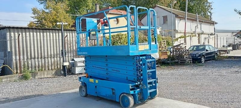 Genie GS4047 - 13,7m - electric  - Plataforma de tijeras: foto 1 Genie GS4047 - 13,7m - electric  - Plataforma de tijeras: foto 1