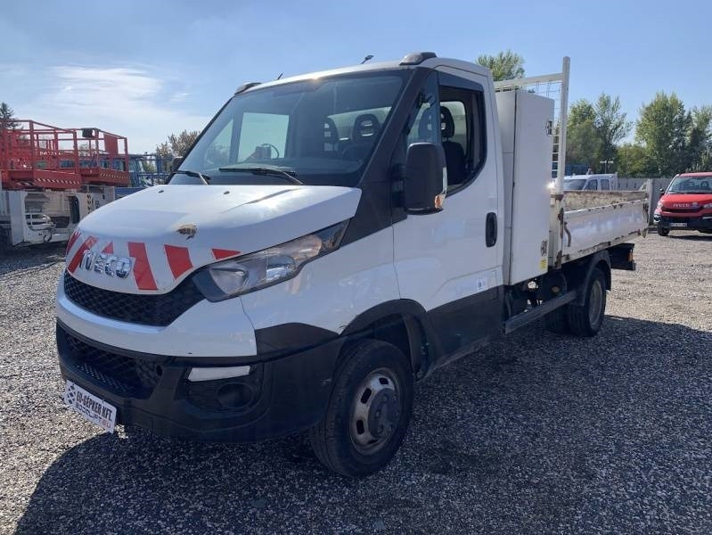 Iveco 35C13 - Tipper - Camión volquete: foto 3 Iveco 35C13 - Tipper - Camión volquete: foto 3