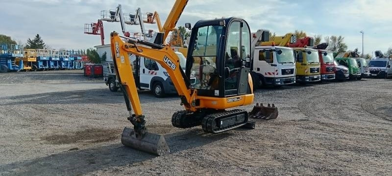 JCB 8018 - with 3 bucket  - Miniexcavadora: foto 2 JCB 8018 - with 3 bucket  - Miniexcavadora: foto 2