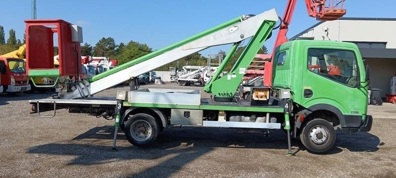 Nissan Cabstar Multitel 160 ALU DS - 16m - Camión con plataforma elevadora: foto 4 Nissan Cabstar Multitel 160 ALU DS - 16m - Camión con plataforma elevadora: foto 4
