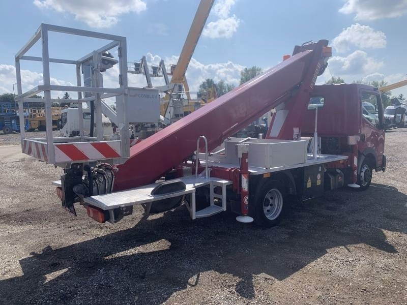 Camión con plataforma elevadora Nissan Cabstar Palfinger P260B - 25,6 m - 230 kg: foto 6