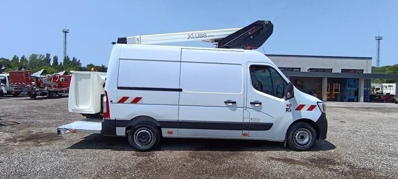 Renault Master Klubb KL32 - 12,5 m, 120 kg - Camión con plataforma elevadora: foto 4 Renault Master Klubb KL32 - 12,5 m, 120 kg - Camión con plataforma elevadora: foto 4