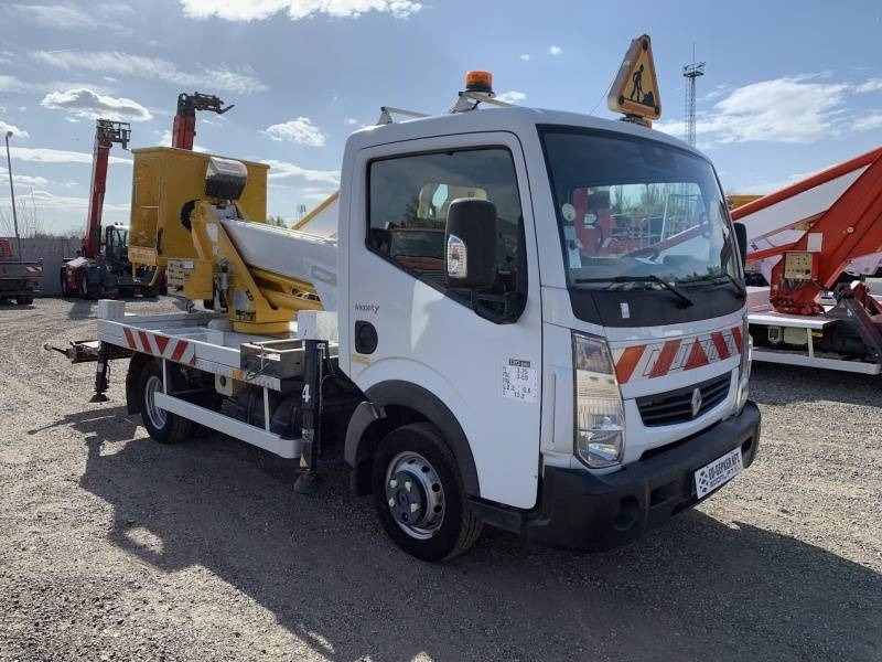 Renault Maxity Multitel MX200 - 20 m - Camión con plataforma elevadora: foto 1 Renault Maxity Multitel MX200 - 20 m - Camión con plataforma elevadora: foto 1