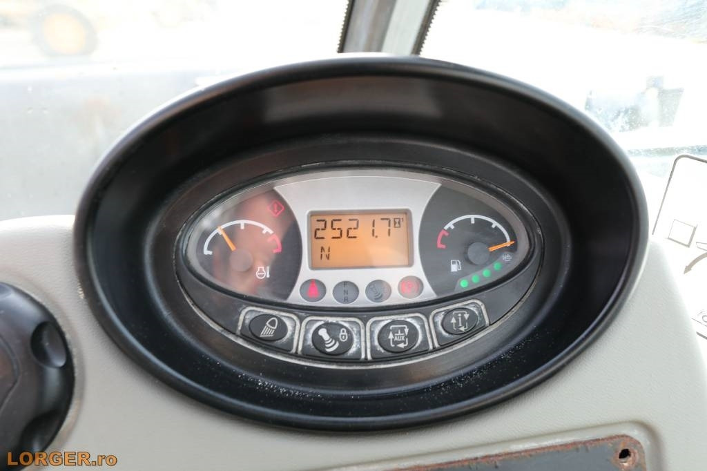 Manipulador telescópico Bobcat TL38.70HF: foto 14 Manipulador telescópico Bobcat TL38.70HF: foto 14