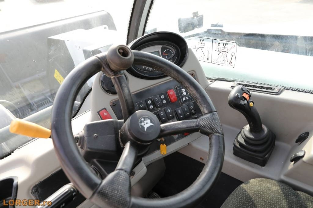 Manipulador telescópico Bobcat TL38.70HF: foto 12 Manipulador telescópico Bobcat TL38.70HF: foto 12