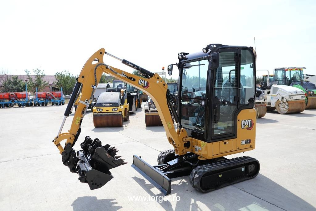 CAT 301.6, New Unused - Miniexcavadora: foto 1 CAT 301.6, New Unused - Miniexcavadora: foto 1