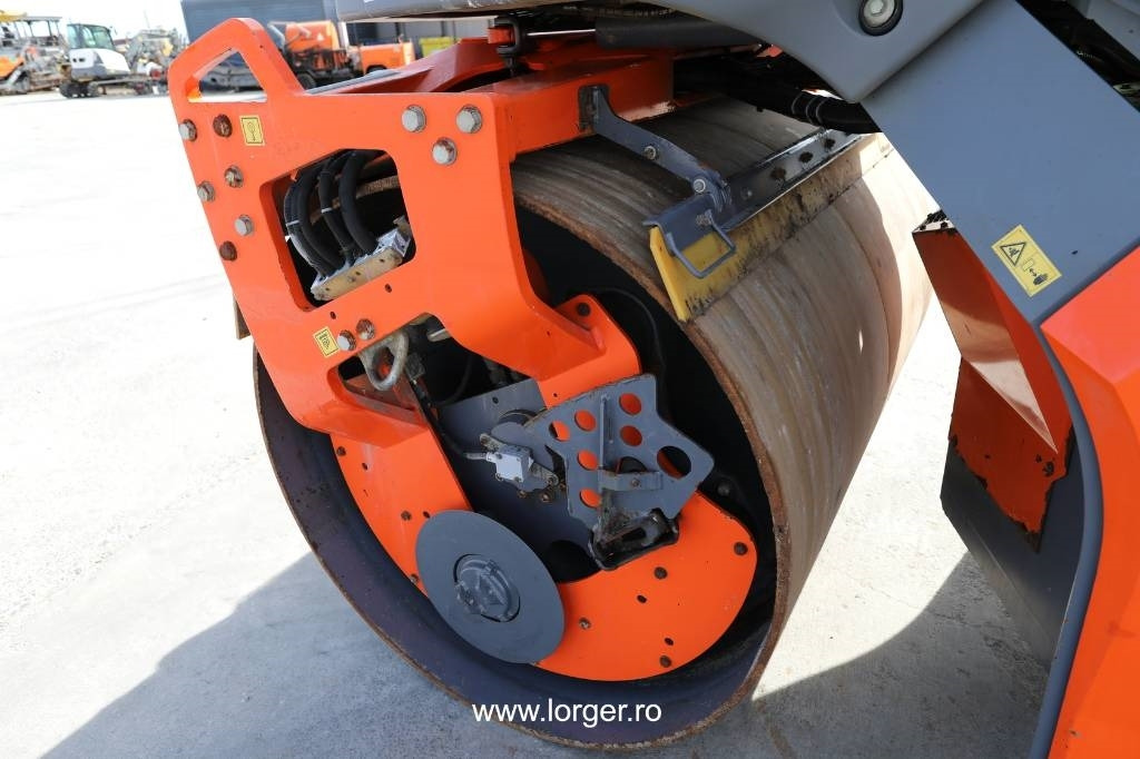 Apisonadora de asfalto Hamm DV+ 90i VO-S: foto 9