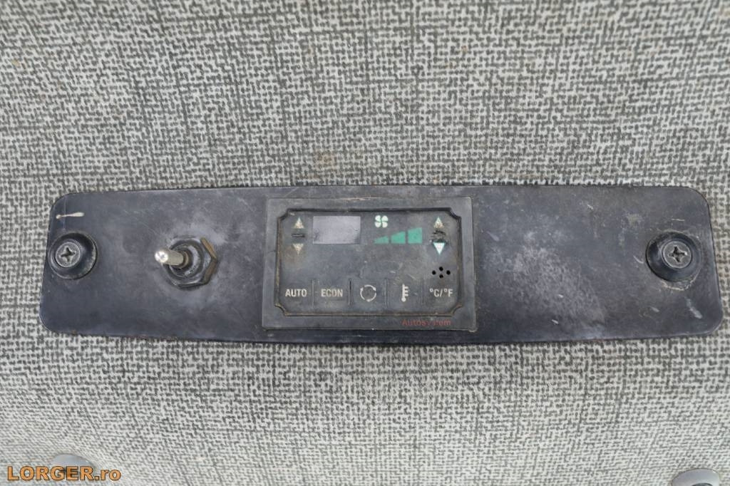 Arrendamiento de New Holland D 180  New Holland D 180: foto 20