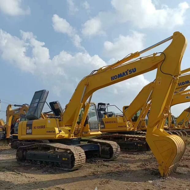 2021 Komatsu PC300-8 - Excavadora de cadenas: foto 1 2021 Komatsu PC300-8 - Excavadora de cadenas: foto 1