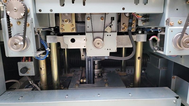 Horizon BQ-270 | 2010 | 693000 - Encuadernadora: foto 4 Horizon BQ-270 | 2010 | 693000 - Encuadernadora: foto 4