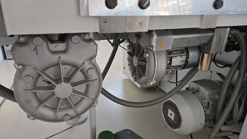 Schneider Senator 115H CT | 2006 - Máquina cortadora de papel: foto 3 Schneider Senator 115H CT | 2006 - Máquina cortadora de papel: foto 3