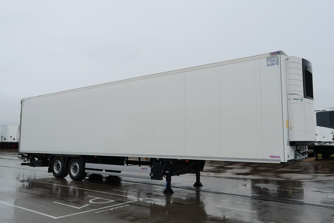 Schmitz Cargobull SKO 18 /LBW BÄR 2500 kg / CARRIER 1550 / LIFT - Semirremolque frigorífico: foto 3 Schmitz Cargobull SKO 18 /LBW BÄR 2500 kg / CARRIER 1550 / LIFT - Semirremolque frigorífico: foto 3