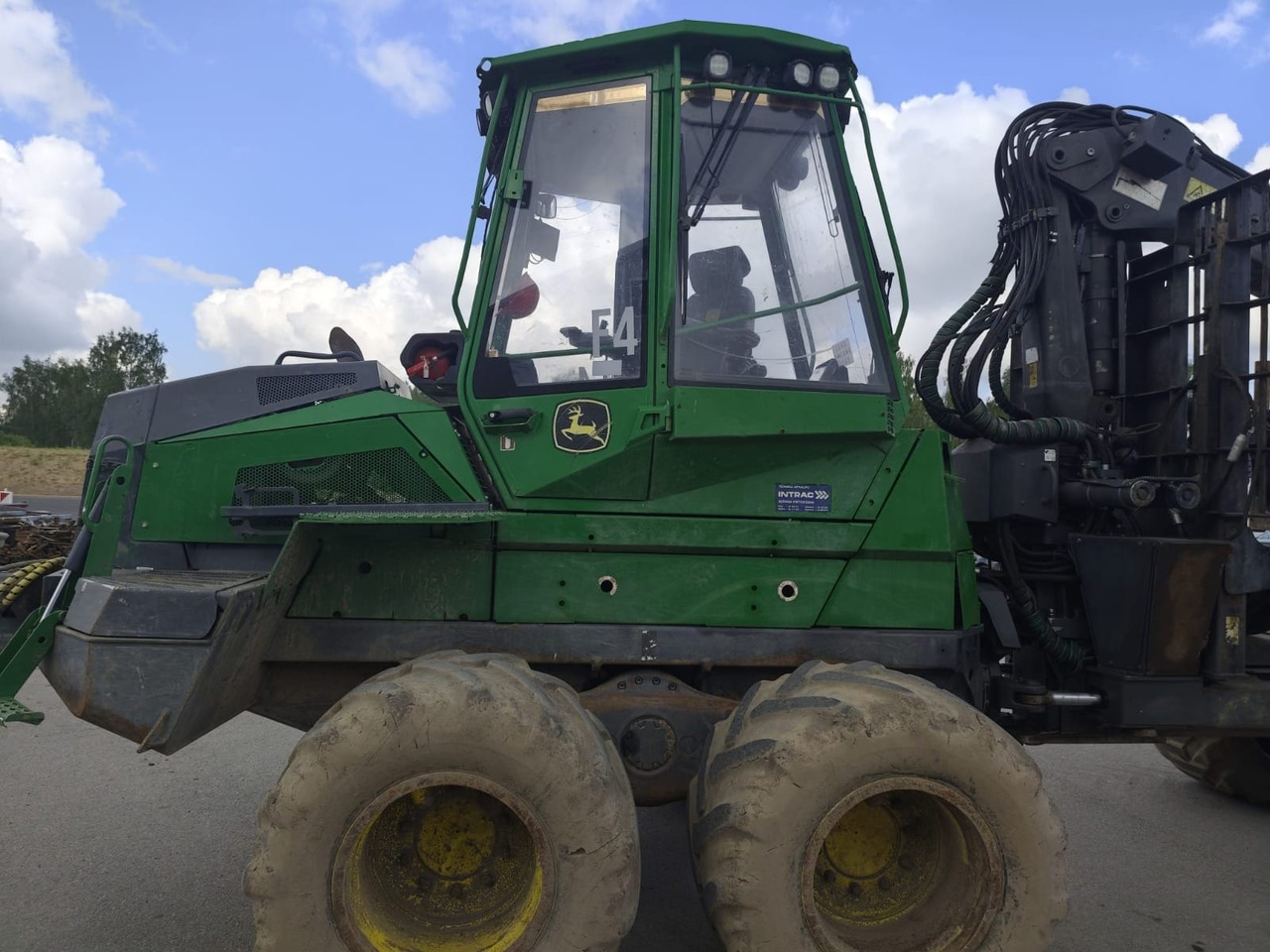 JOHN DEERE 910G - Autocargador: foto 2 JOHN DEERE 910G - Autocargador: foto 2