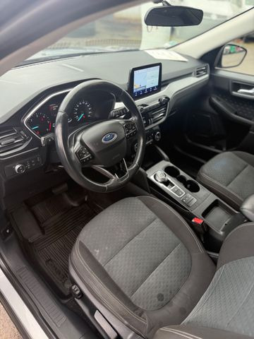 Berlina Ford Kuga Trend: foto 8