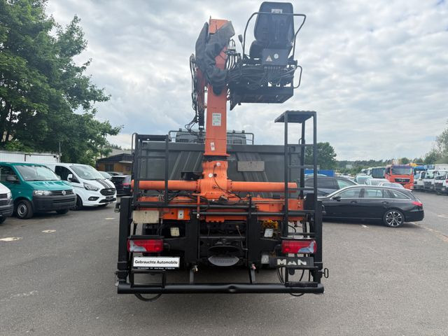 MAN TGA 18.350 Kran Terex - Camión volquete, Camión grúa: foto 4 MAN TGA 18.350 Kran Terex - Camión volquete, Camión grúa: foto 4