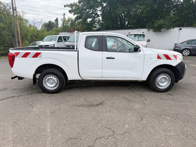 Nissan Navara NP300 Visia King Cab 4x4 - SUV/ Todoterreno: foto 5 Nissan Navara NP300 Visia King Cab 4x4 - SUV/ Todoterreno: foto 5