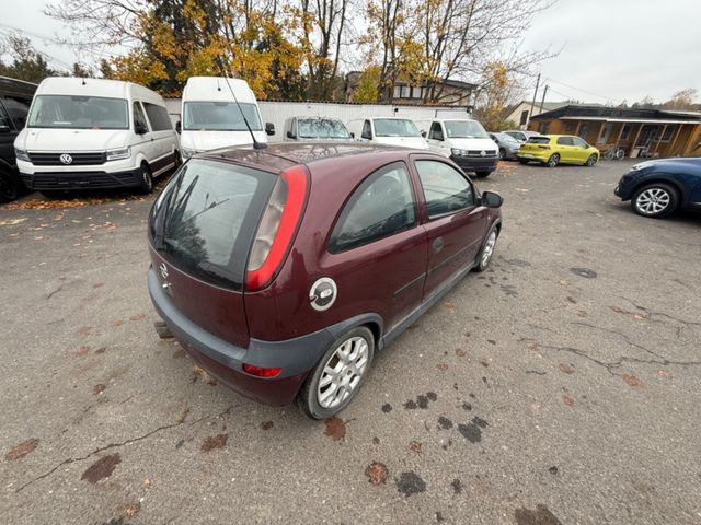 Opel Corsa 1.4 16V Elegance - Berlina: foto 4 Opel Corsa 1.4 16V Elegance - Berlina: foto 4