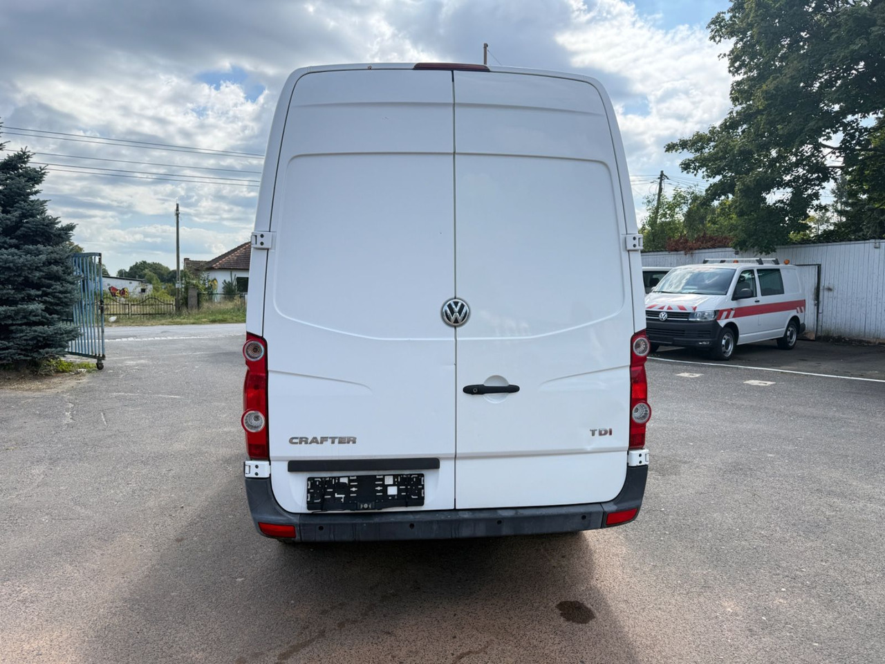 Volkswagen Crafter Kasten 35 mittel L2H2 Hochdach - Furgón: foto 4 Volkswagen Crafter Kasten 35 mittel L2H2 Hochdach - Furgón: foto 4