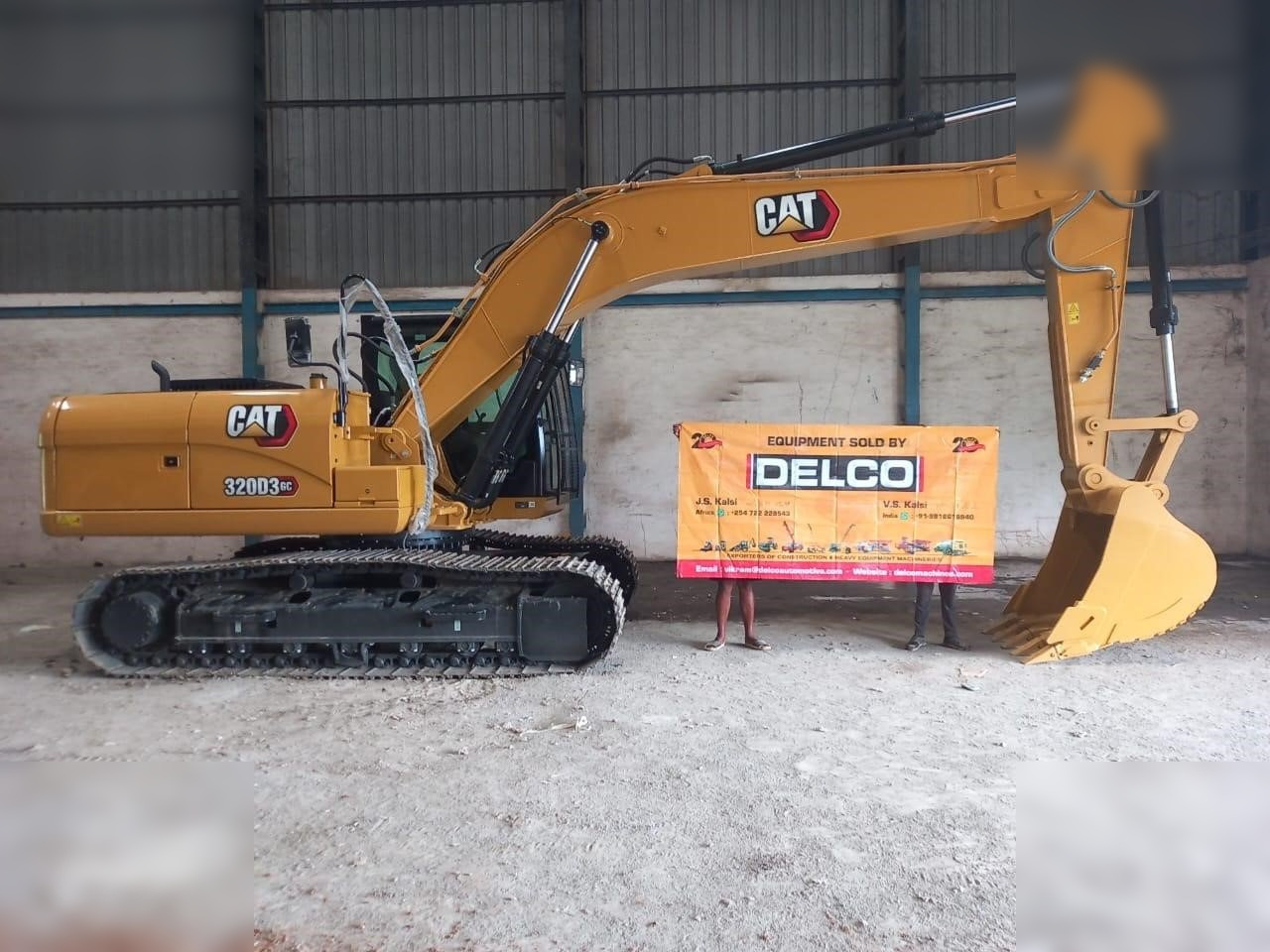 CATERPILLAR 320D3GC - Excavadora de cadenas: foto 1 CATERPILLAR 320D3GC - Excavadora de cadenas: foto 1