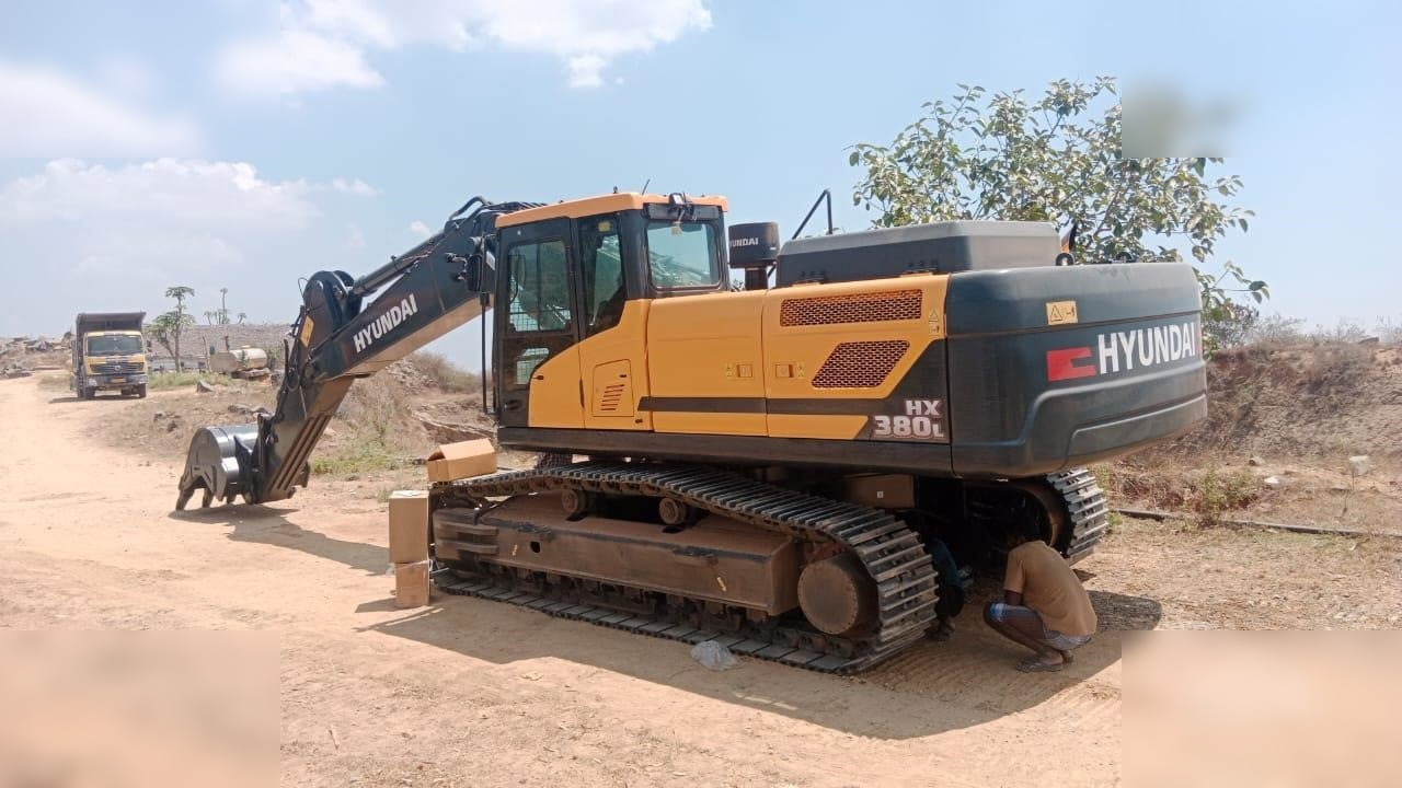 HYUNDAI HX380L - Excavadora de cadenas: foto 1 HYUNDAI HX380L - Excavadora de cadenas: foto 1