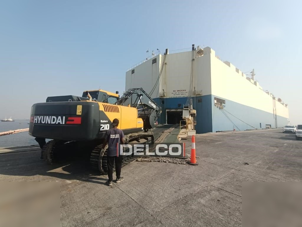 Excavadora de cadenas nuevo HYUNDAI ROBEX 210: foto 18 Excavadora de cadenas nuevo HYUNDAI ROBEX 210: foto 18