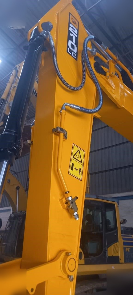 Excavadora de cadenas nuevo JCB JS210 LC: foto 6