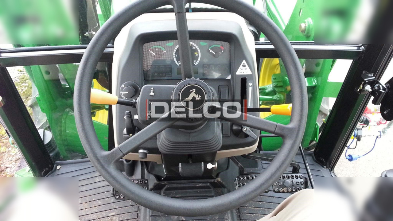 JOHN DEERE 5075E - Tractor: foto 4 JOHN DEERE 5075E - Tractor: foto 4