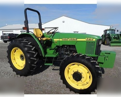 JOHN DEERE 5210 - Tractor: foto 1 JOHN DEERE 5210 - Tractor: foto 1