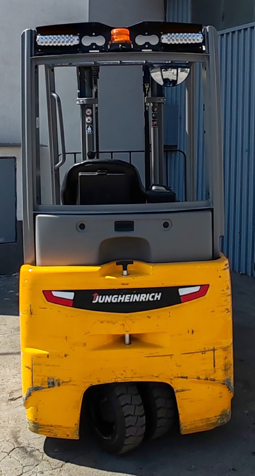 Jungheinrich EFG 215 / 7380mh/ 2016y - Carretilla elevadora eléctrica: foto 3 Jungheinrich EFG 215 / 7380mh/ 2016y - Carretilla elevadora eléctrica: foto 3