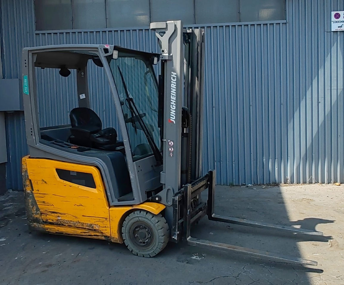 Jungheinrich EFG216 2021y/ 3.3m free lift/ 8096h - Carretilla elevadora eléctrica: foto 1 Jungheinrich EFG216 2021y/ 3.3m free lift/ 8096h - Carretilla elevadora eléctrica: foto 1