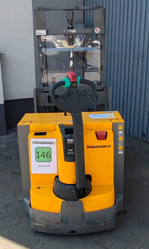 Jungheinrich EJG112 Li-ion/ batt2024/ 3900st/ 2.5m/ tilt - Apilador: foto 3 Jungheinrich EJG112 Li-ion/ batt2024/ 3900st/ 2.5m/ tilt - Apilador: foto 3