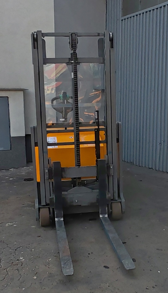 Jungheinrich EJG112 batt2024/ 2019y/ 12478mh/ 2.5m/ tilt - Apilador: foto 2 Jungheinrich EJG112 batt2024/ 2019y/ 12478mh/ 2.5m/ tilt - Apilador: foto 2