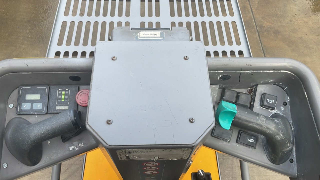 Jungheinrich EKM 202 - Recoge pedidos: foto 3 Jungheinrich EKM 202 - Recoge pedidos: foto 3