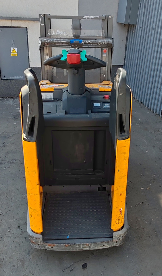 Jungheinrich ERD 220 2m/5072mh/2019y - Apilador: foto 5 Jungheinrich ERD 220 2m/5072mh/2019y - Apilador: foto 5