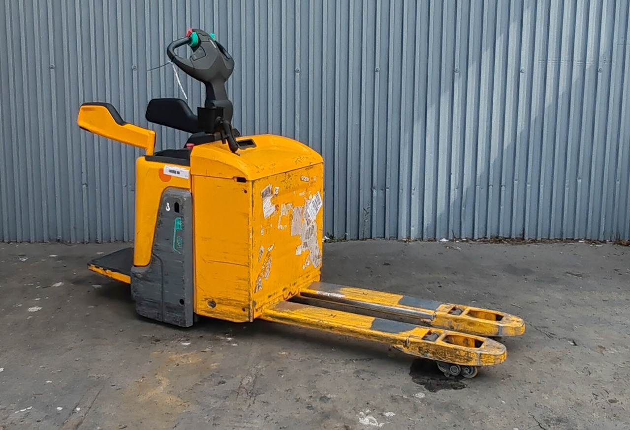 Jungheinrich ERE 120 Li-Ion 2t/ 2020y/ 4561mh - Transpaleta: foto 4 Jungheinrich ERE 120 Li-Ion 2t/ 2020y/ 4561mh - Transpaleta: foto 4