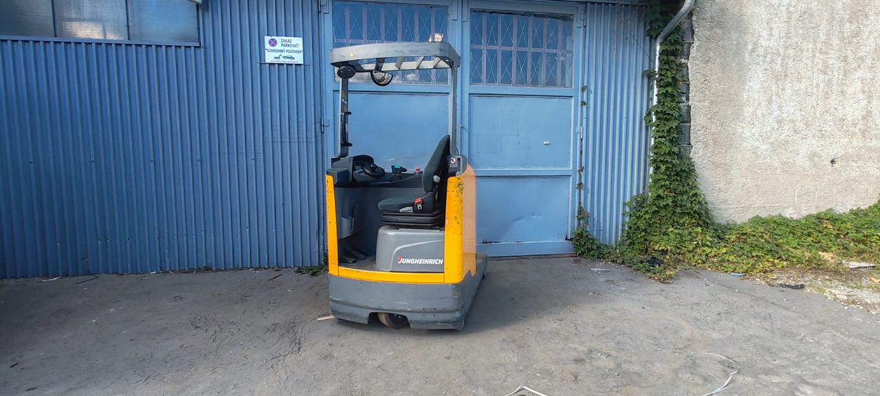 Jungheinrich ETM 216 8.42m/ 2019y/ 1.6t/ 10824h - Retráctil: foto 4 Jungheinrich ETM 216 8.42m/ 2019y/ 1.6t/ 10824h - Retráctil: foto 4